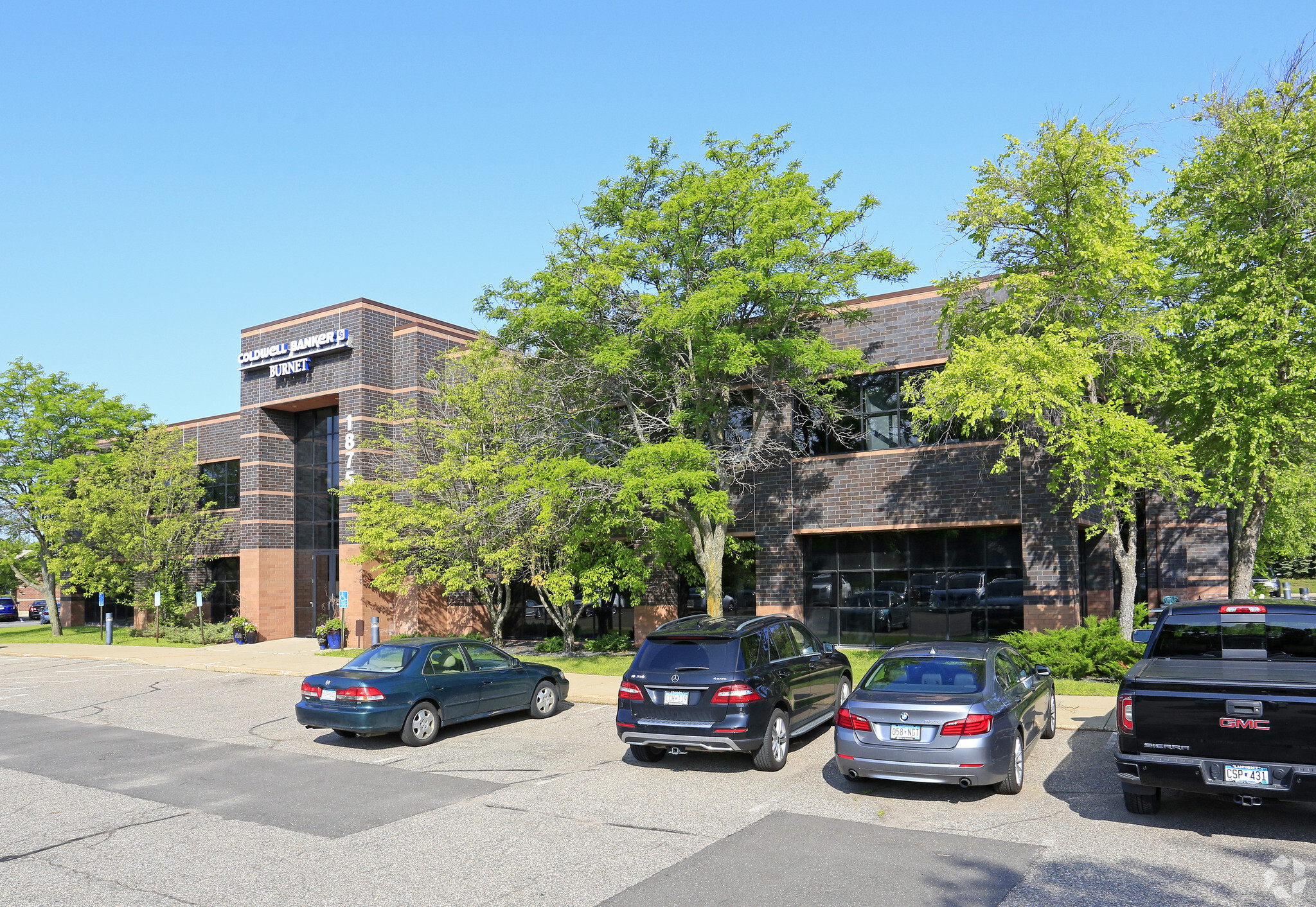 1875 Plaza Dr, Eagan, MN for sale Primary Photo- Image 1 of 1