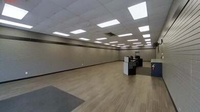 4001-4039 College Ave, Bluefield, VA for lease Interior Photo- Image 2 of 6