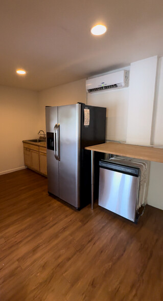 718 Northwestern Ave, Austin, TX for lease - Building Photo - Image 3 of 12