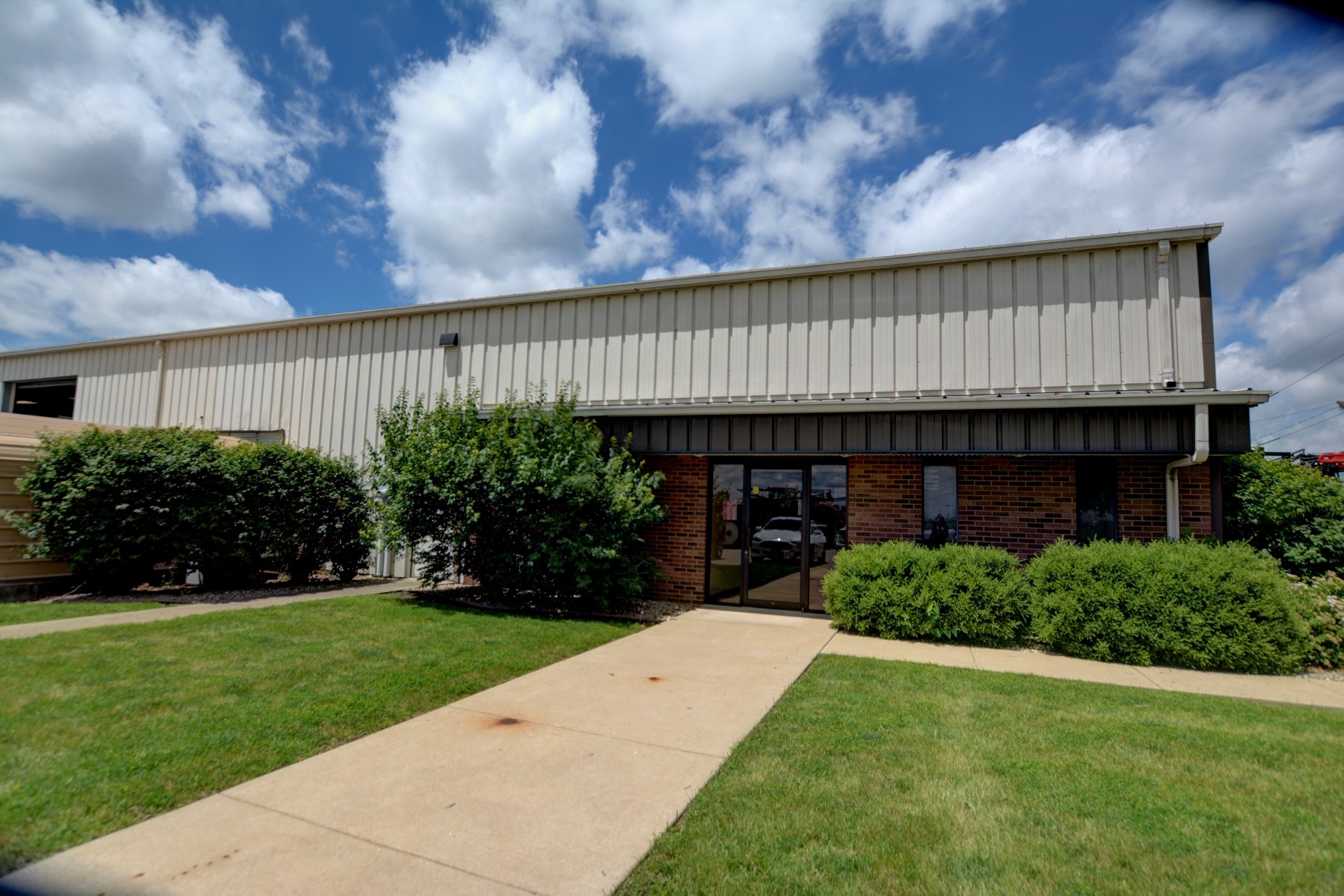 3909 N Brush College Rd, Decatur, IL for sale Building Photo- Image 1 of 1