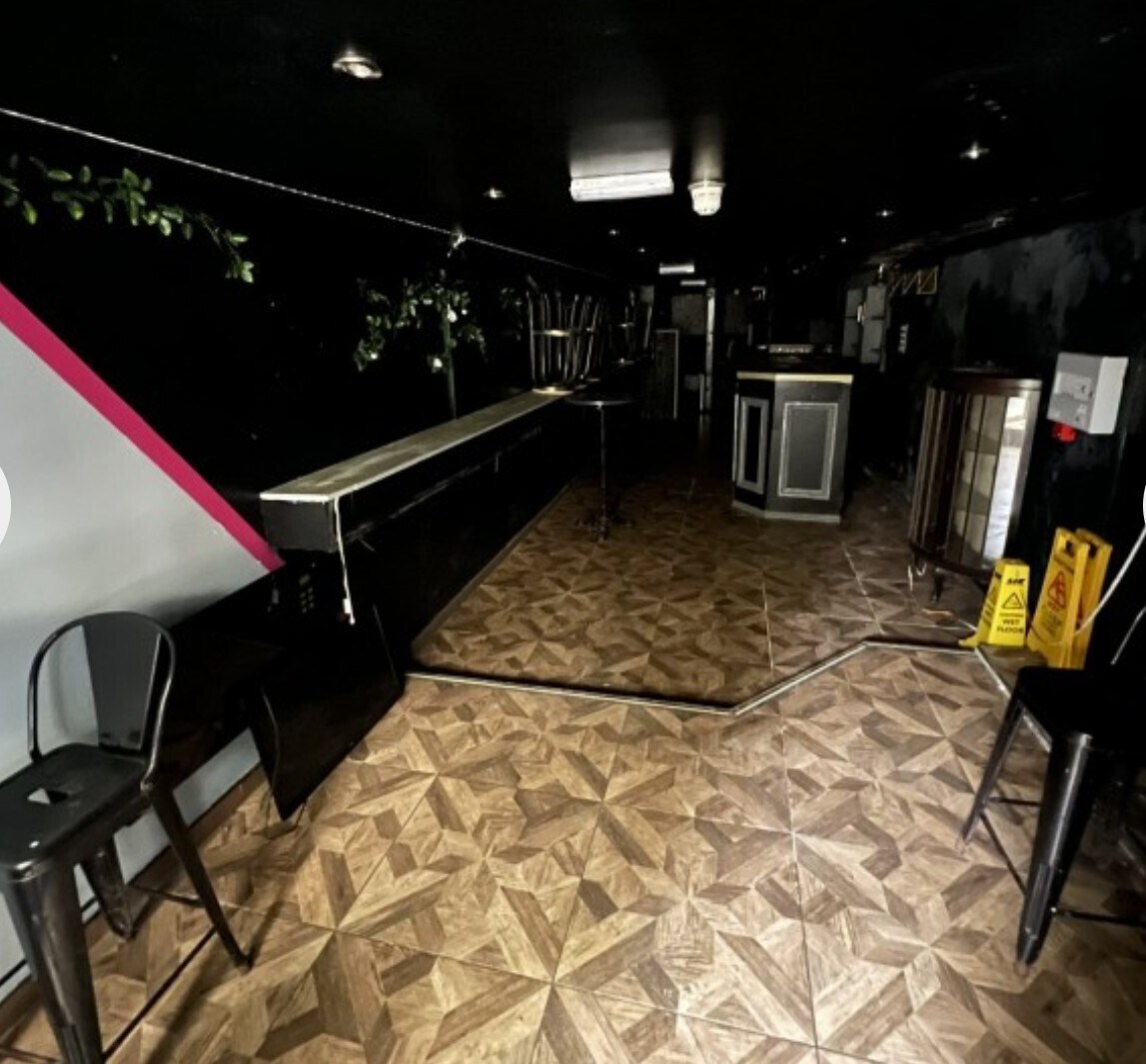 57 King St, Carmarthen for lease Interior Photo- Image 1 of 4