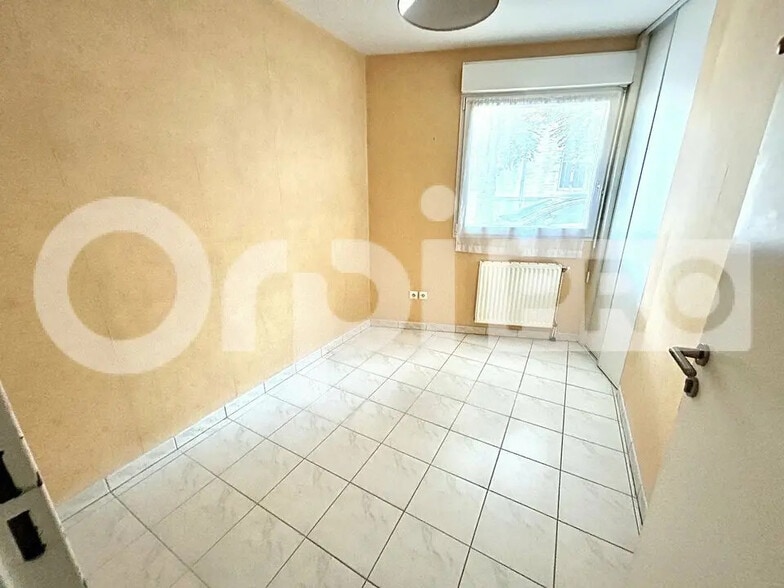 Office in Limoges for lease - Interior Photo - Image 3 of 7