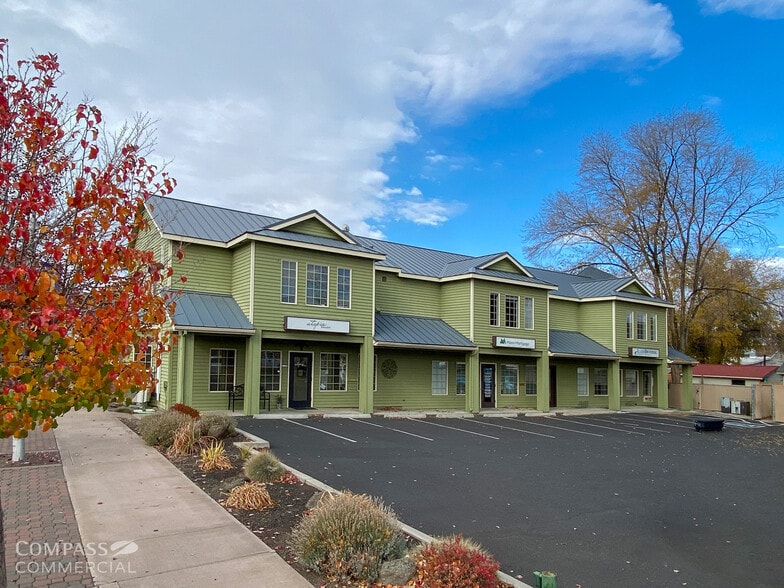 755 SW 7th St, Redmond, OR for lease - Building Photo - Image 2 of 6