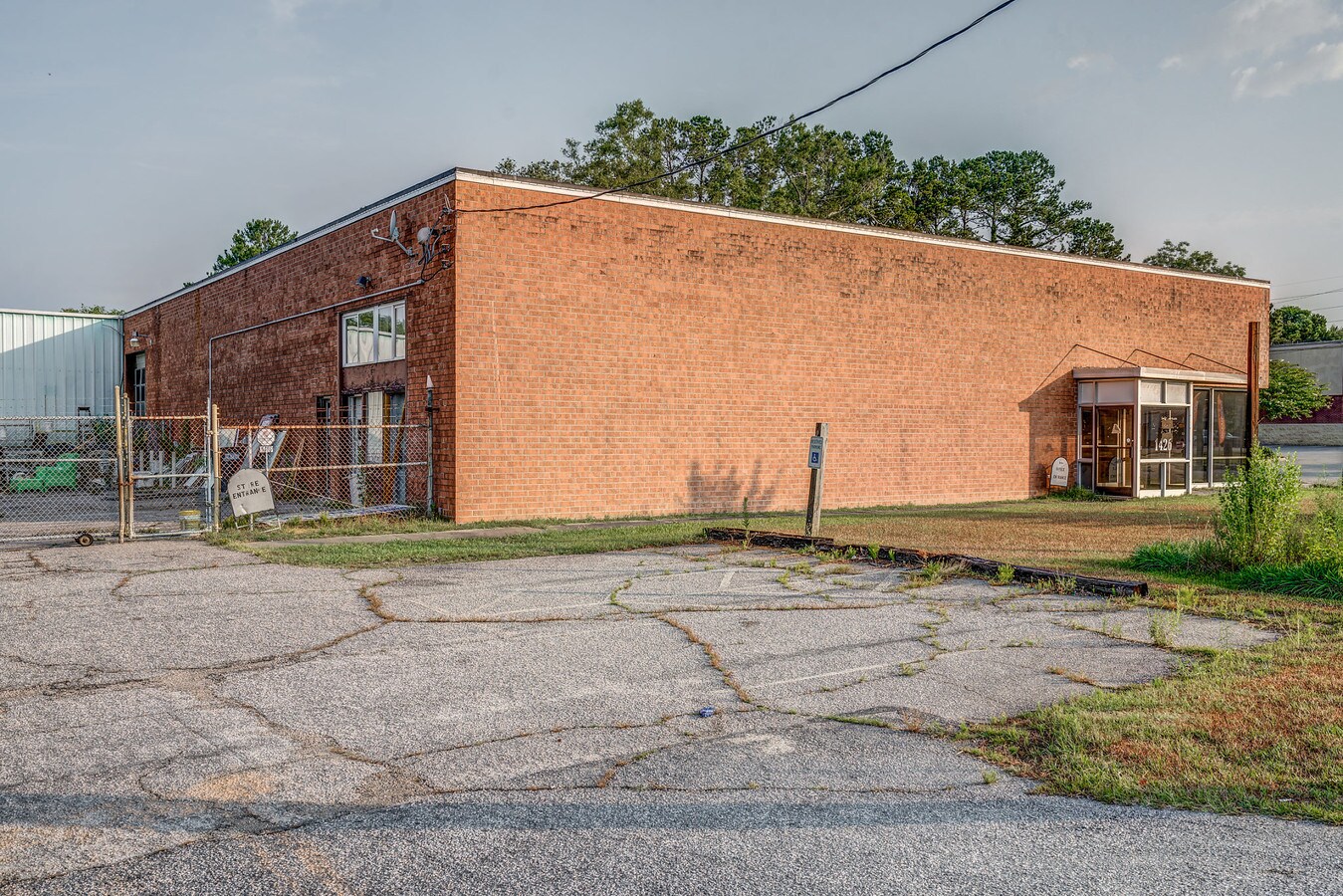 1426 W Raleigh Blvd, Rocky Mount, NC 27803