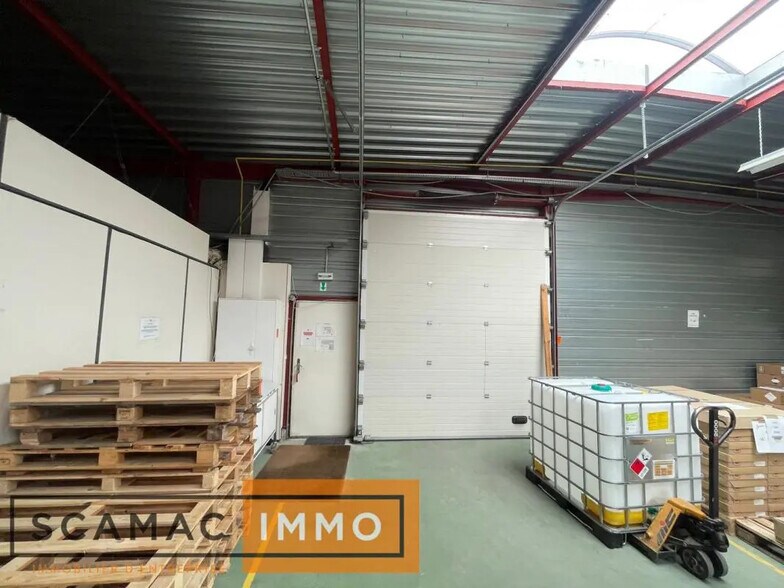 Flex in Vulaines-sur-Seine for lease - Interior Photo - Image 2 of 7