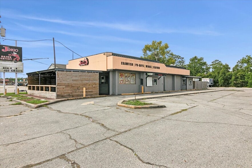 425 N Main Rd, Vidor, TX for sale - Building Photo - Image 2 of 31