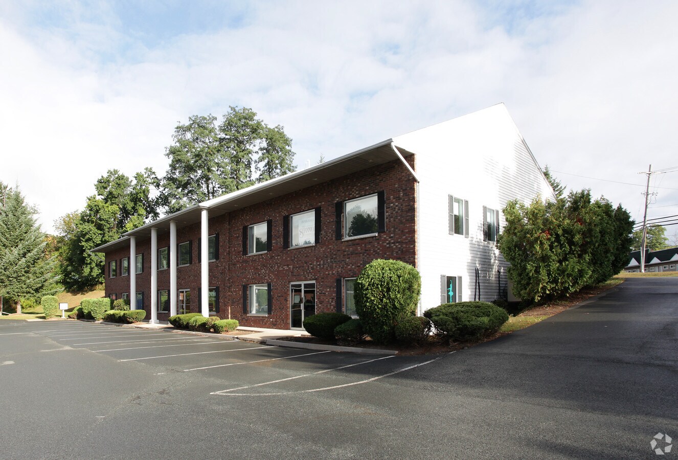 1580 Columbia Tpke, Castleton On Hudson, NY 12033 building 4