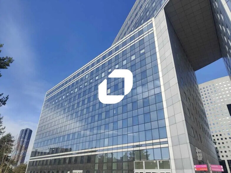 Office in Puteaux for sale - Building Photo - Image 1 of 32