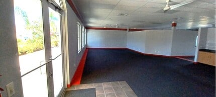 5683-5693 SE Crooked Oak Ave, Hobe Sound, FL for lease Building Photo- Image 1 of 6