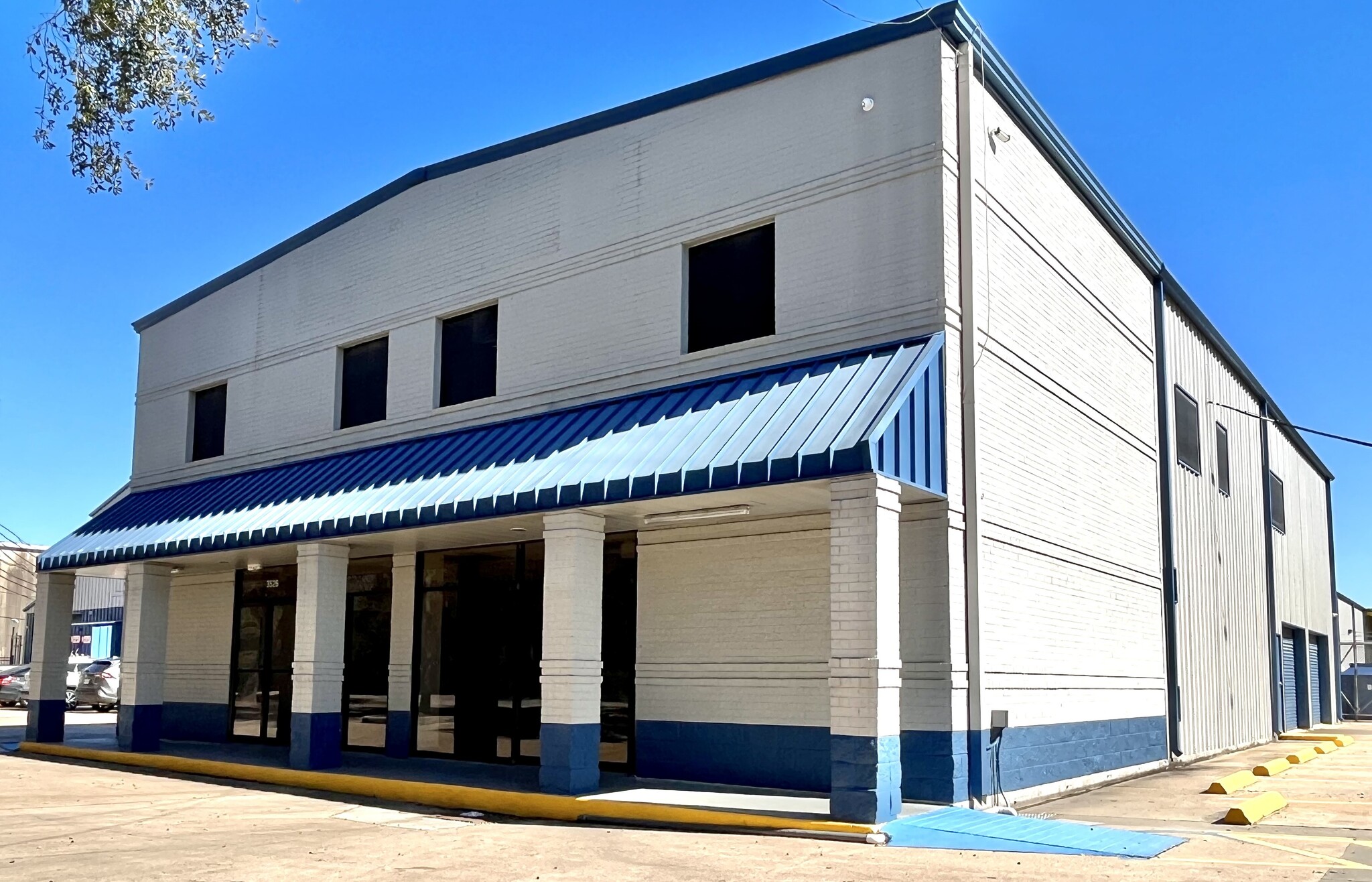 3526-3530 Lang Rd, Houston, TX for lease Building Photo- Image 1 of 31