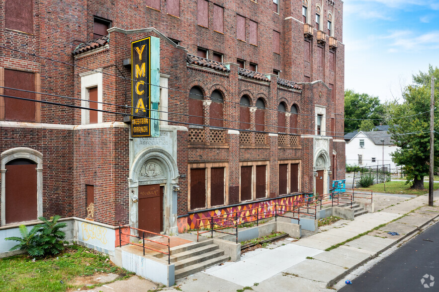 1601 Clark St, Detroit, MI for sale - Building Photo - Image 3 of 6