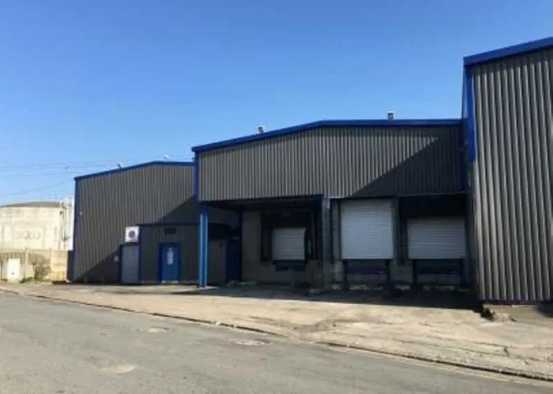 27 Rue Des Ecoles, Le Thillay for lease - Building Photo - Image 1 of 9