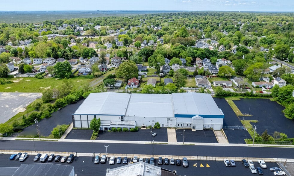 201 W Decatur Ave, Pleasantville, NJ for lease - Building Photo - Image 2 of 8
