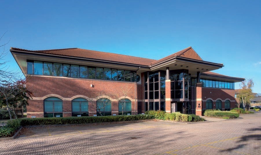 203 Brooklands Rd, Weybridge for sale Building Photo- Image 1 of 1