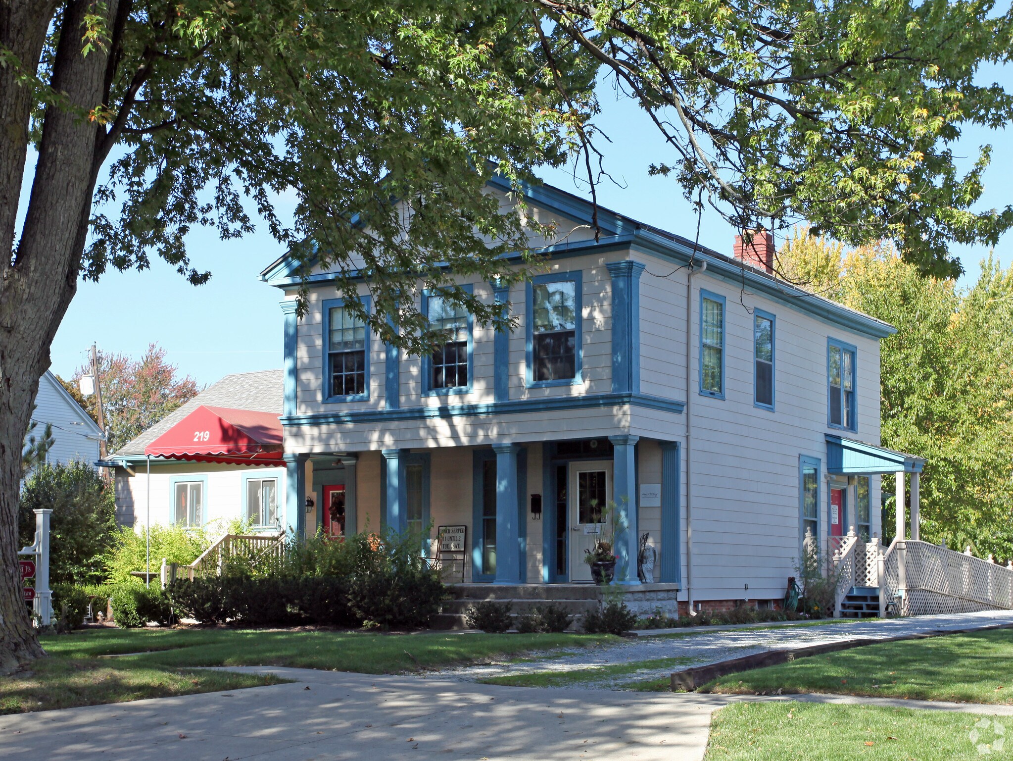 219 W Wayne St, Maumee, OH for sale Primary Photo- Image 1 of 1
