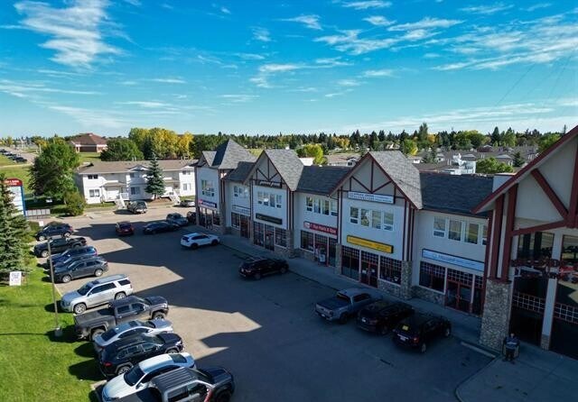 636 King St, Spruce Grove, AB for lease Aerial- Image 1 of 13