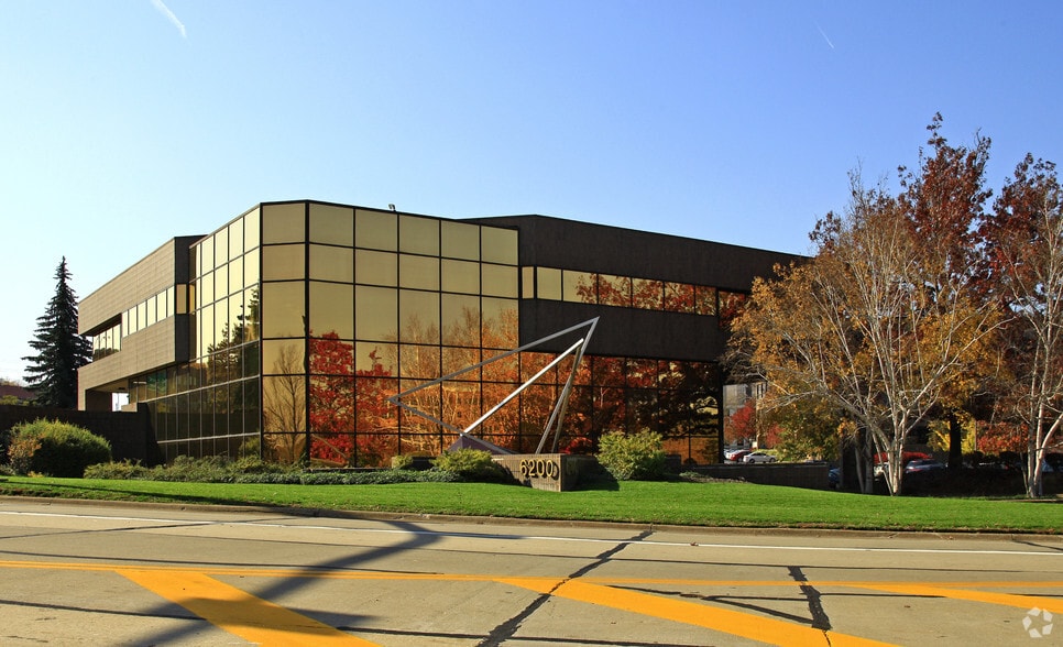 6200 Rockside Woods Blvd, Independence, OH for lease - Building Photo - Image 3 of 4