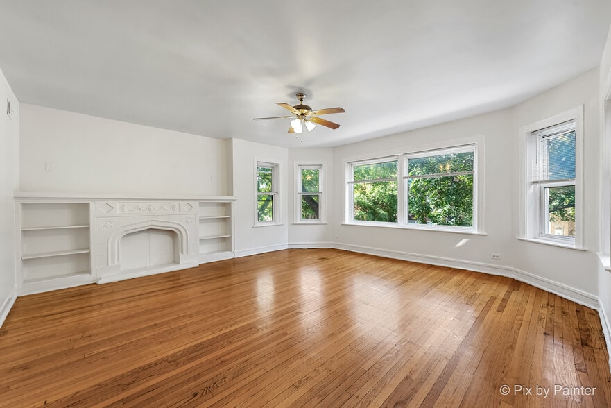 7833 S Kingston Ave, Chicago, IL for sale - Building Photo - Image 3 of 32