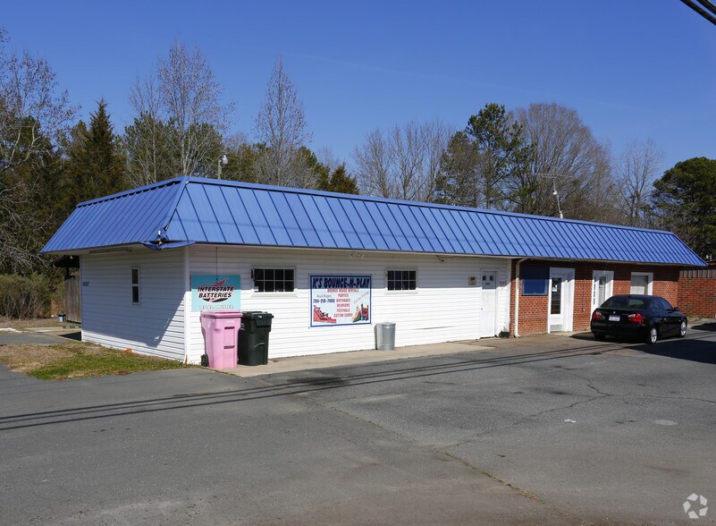 3623 Highway 74 Hwy, Wingate, NC 28174