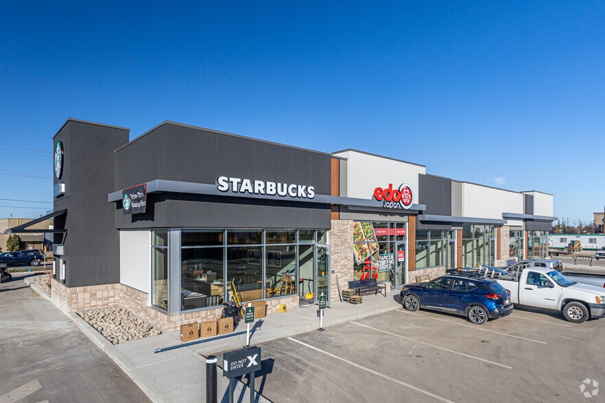 7430-7438 68 Av NW, Edmonton, AB for sale - Building Photo - Image 1 of 1