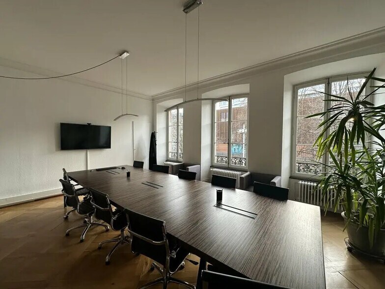 Office in Strasbourg for lease - Interior Photo - Image 2 of 9