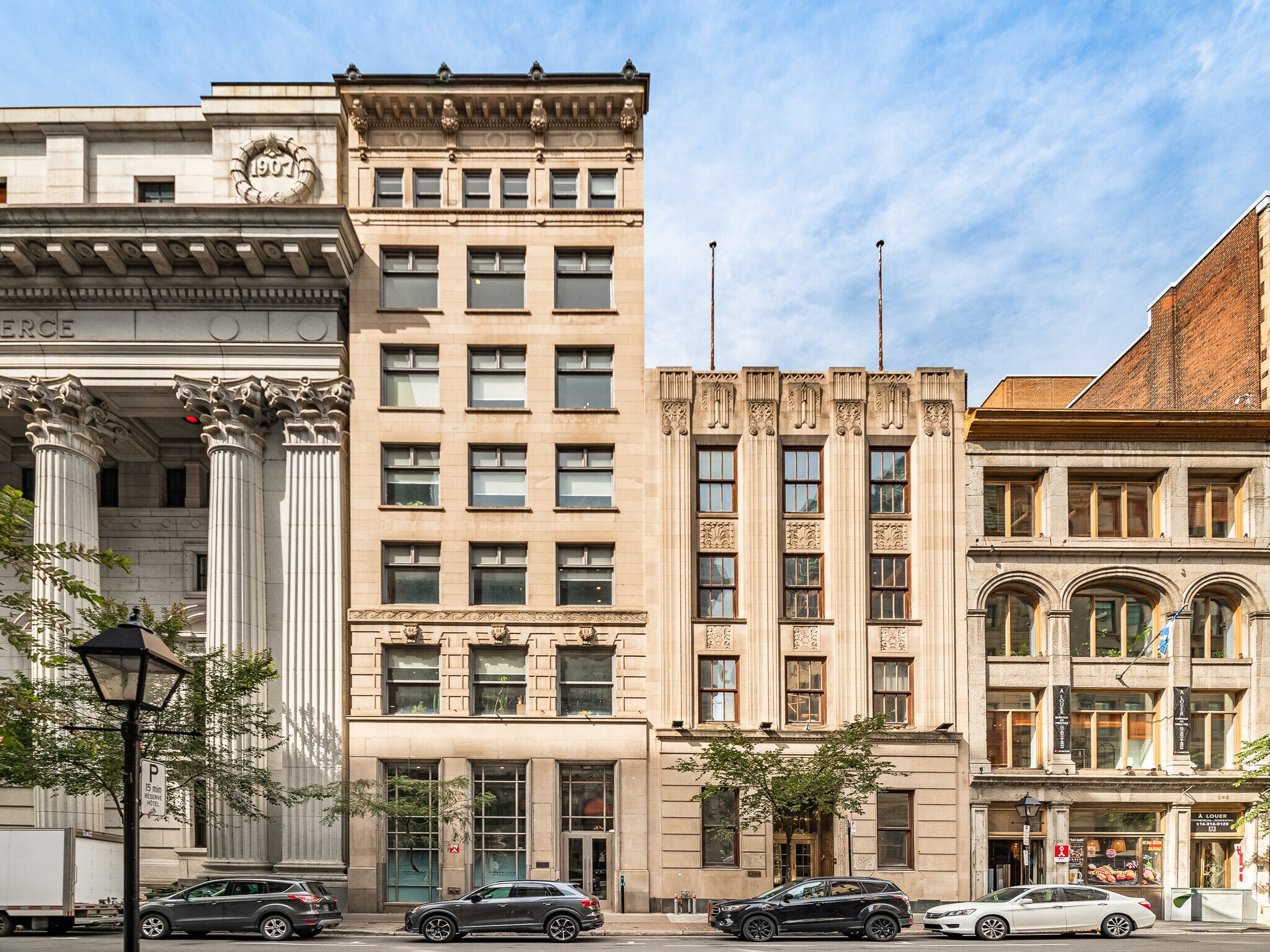 261 Rue Saint-Jacques, Montréal, QC for lease Building Photo- Image 1 of 22