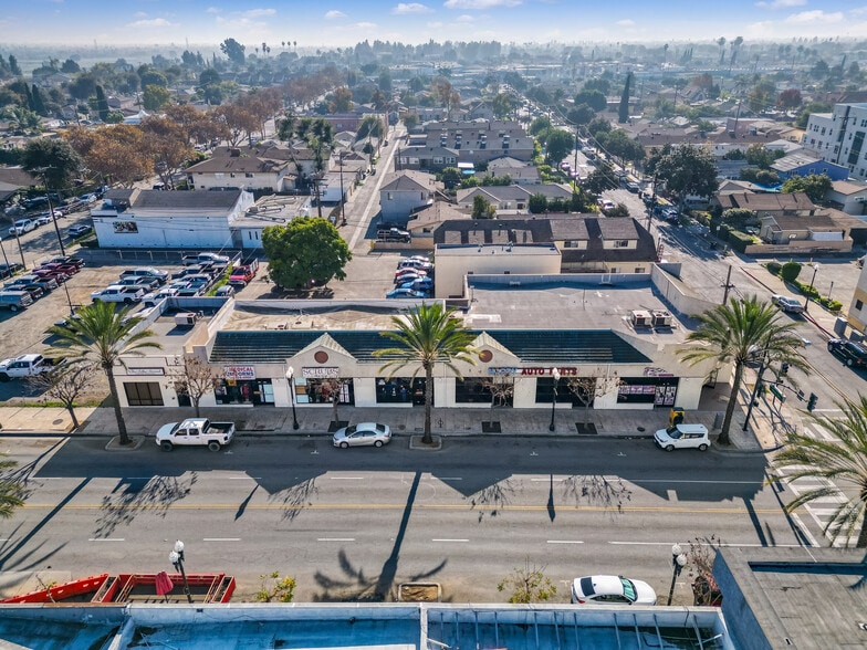 413 W Whittier Blvd, Montebello, CA for sale - Building Photo - Image 2 of 34