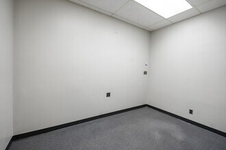 3 Neptune Rd, Poughkeepsie, NY for lease Interior Photo- Image 2 of 5