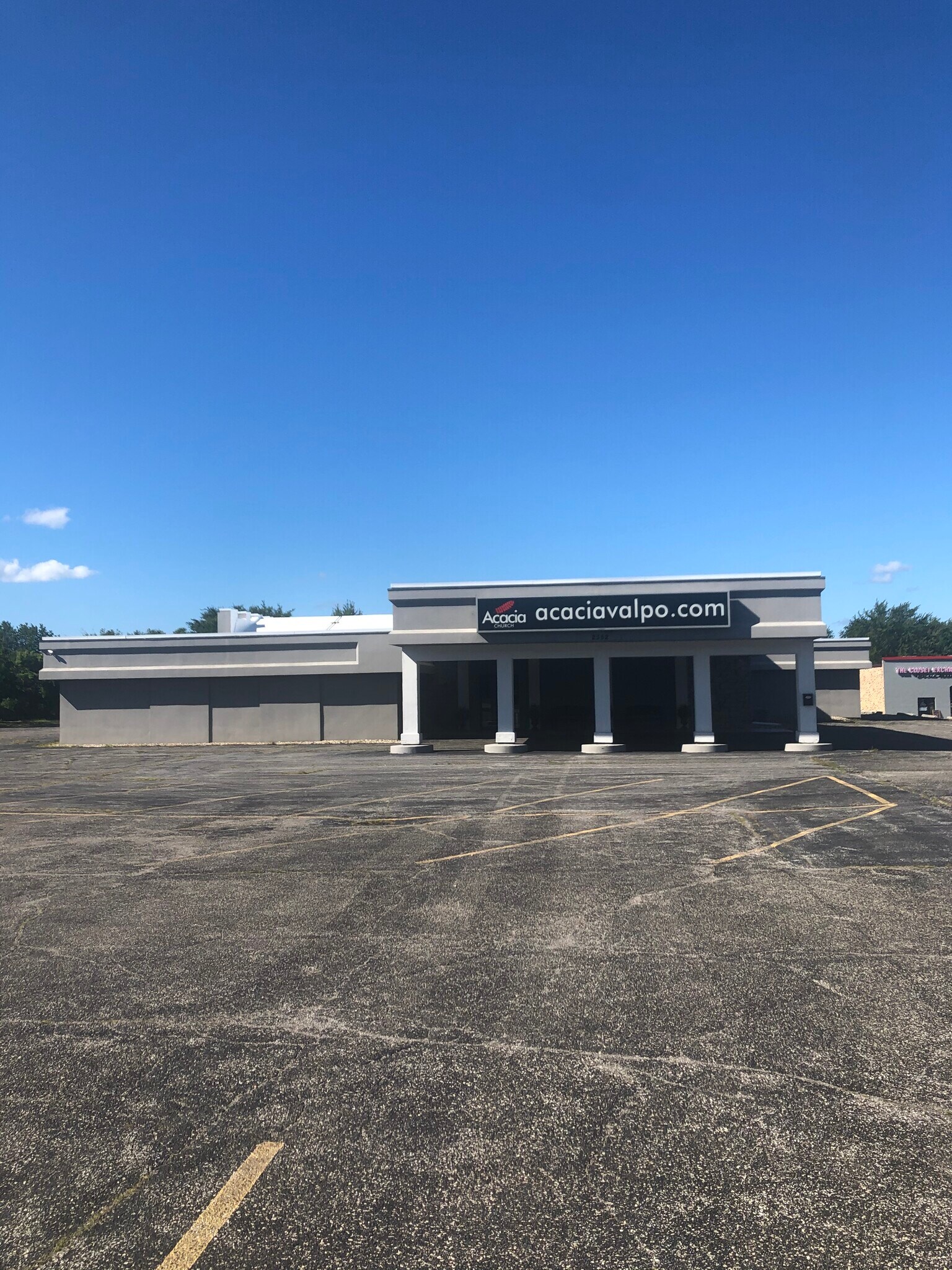 2352 Morthland Dr, Valparaiso, IN for sale Building Photo- Image 1 of 1