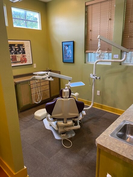 1445 Somerset Rd, San Antonio, TX for sale - Interior Photo - Image 3 of 4