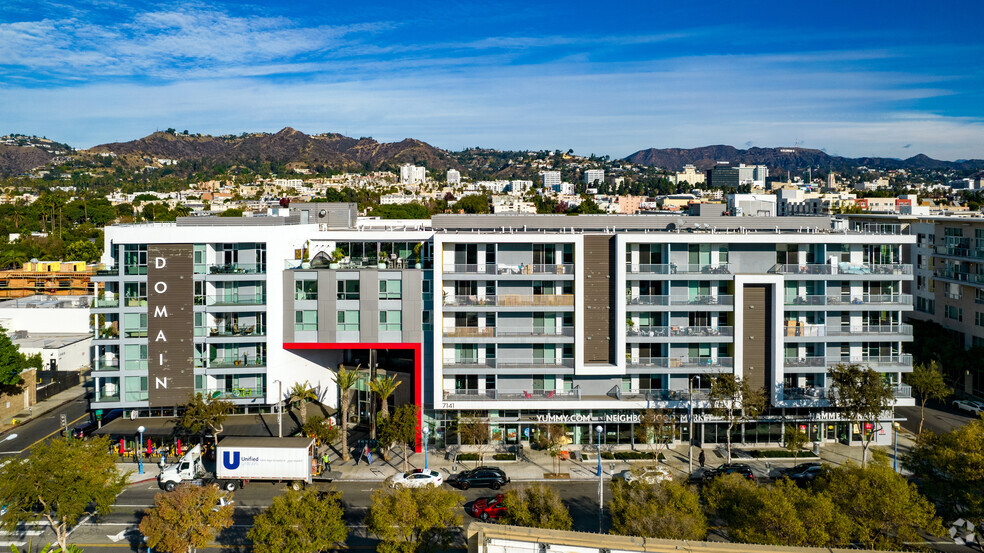 7141-7155 Santa Monica Blvd, West Hollywood, CA for lease - Primary Photo - Image 1 of 9