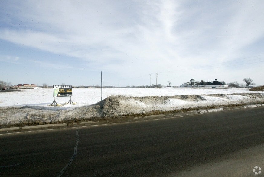 119-147 E 14th Ave, Sartell, MN for sale - Primary Photo - Image 1 of 1