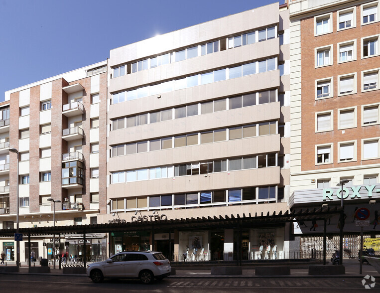 Calle Fuencarral, 121, Madrid, Madrid for lease - Building Photo - Image 2 of 2