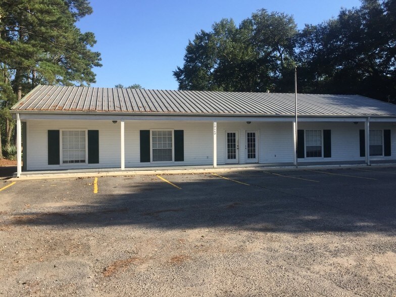 10440 Hooper Rd, Baton Rouge, LA 70818