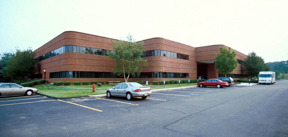 15 Pacella Park Dr, Randolph, MA for lease - Building Photo - Image 3 of 15