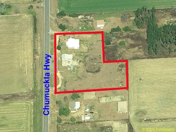 8424 Chumuckla Hwy, Pace, FL 32571