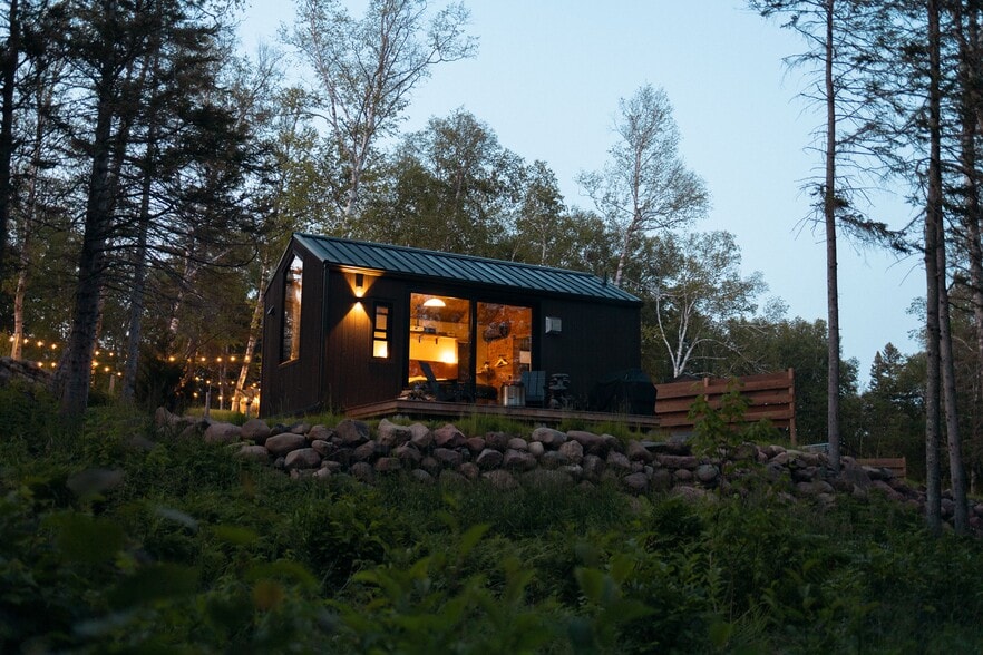 151 Onion River Rd, Tofte, MN for sale - Primary Photo - Image 1 of 1
