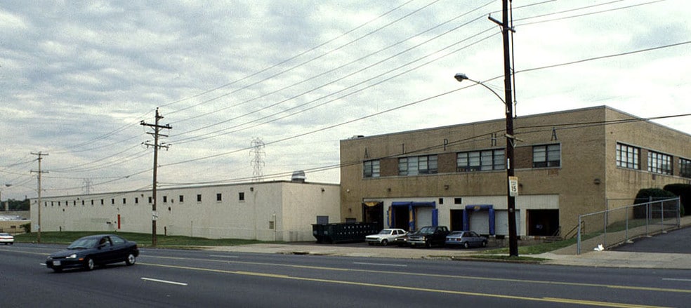 401-425 E Hunting Park Ave, Philadelphia, PA for lease - Other - Image 3 of 4