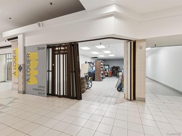 425 Boul Saint-Joseph, Gatineau, QC for lease Interior Photo- Image 1 of 5
