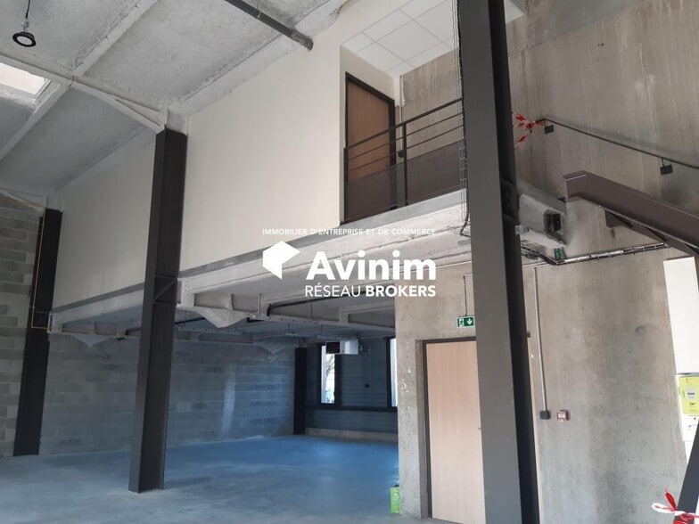 Flex in Méry for lease - Interior Photo - Image 3 of 4