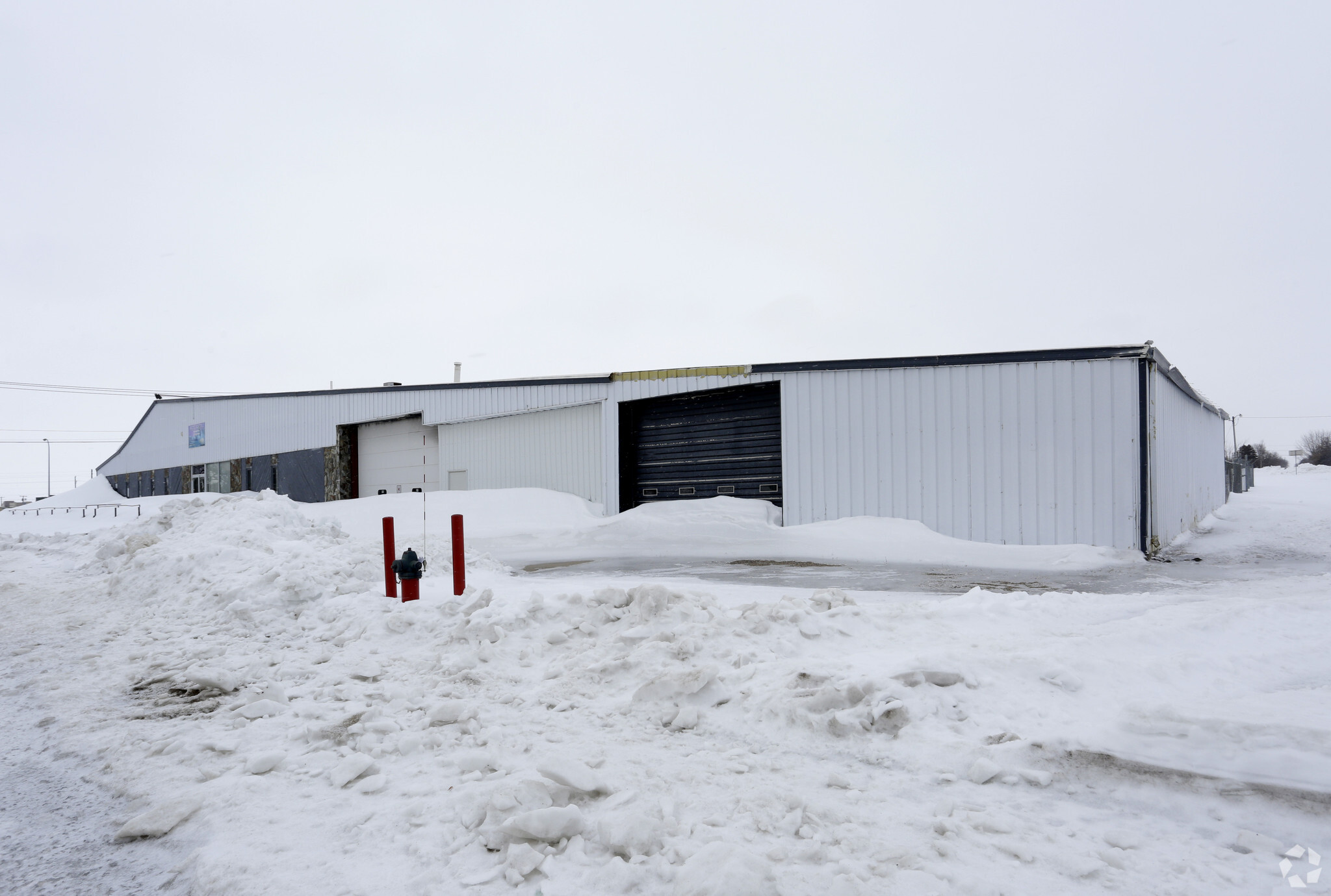 1620 8th Ave SW, Jamestown, ND for sale Primary Photo- Image 1 of 1