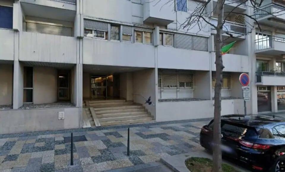 Office in Lyon for lease Building Photo- Image 1 of 7