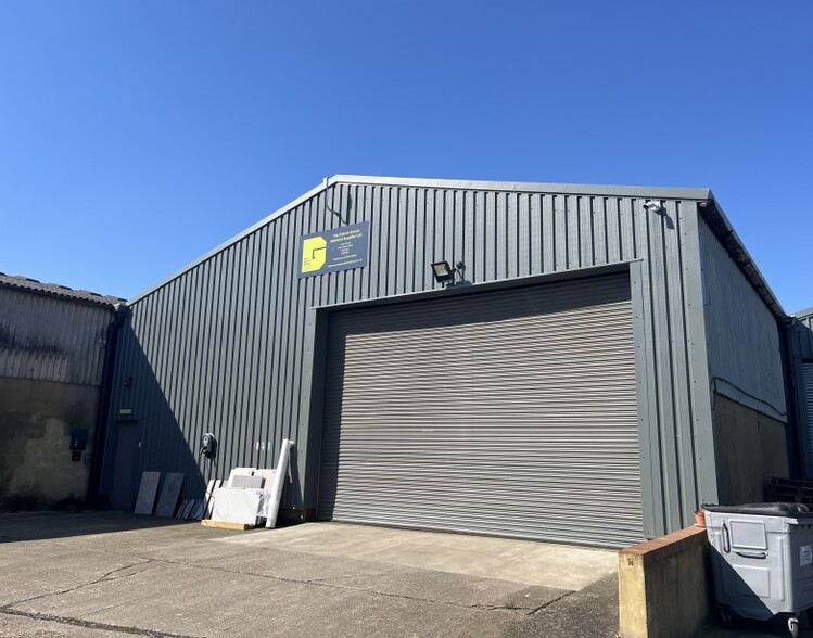 Sandon Rd, Royston for lease - Primary Photo - Image 1 of 2