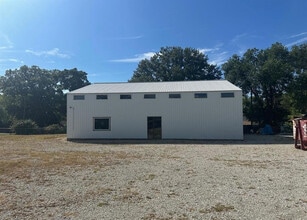 421 E Moneta Ave, Peoria Heights, IL for lease Interior Photo- Image 2 of 12