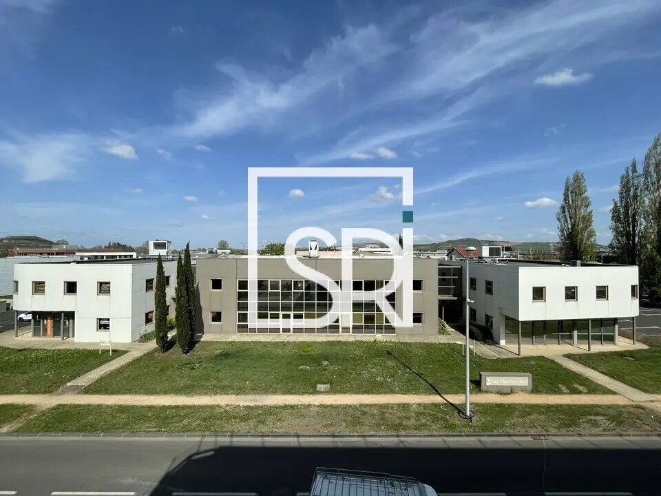 Office in Aubière for lease Building Photo- Image 1 of 11