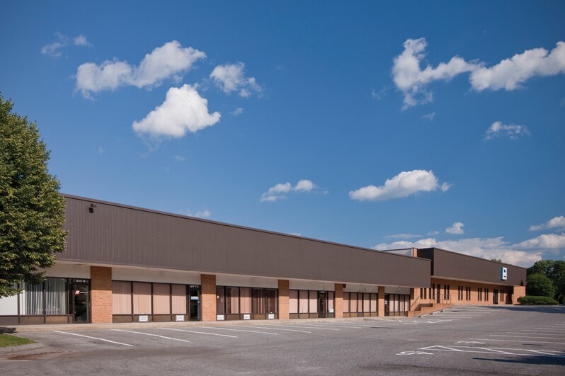 832 Oregon Ave, Linthicum, MD 21090