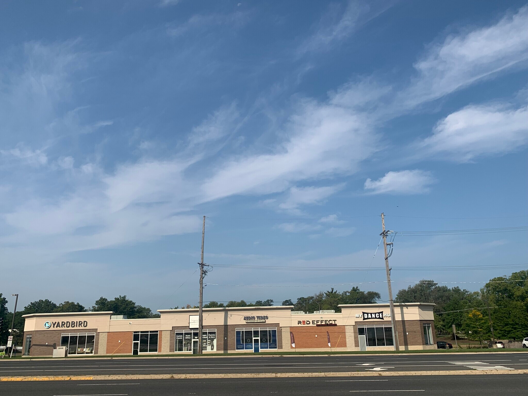 1S550 Route 83, Oakbrook Terrace, IL for lease Building Photo- Image 1 of 6