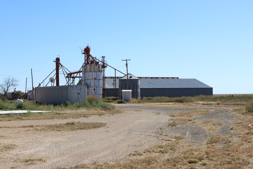 2700 TX-194, Hart, TX for sale - Primary Photo - Image 1 of 1