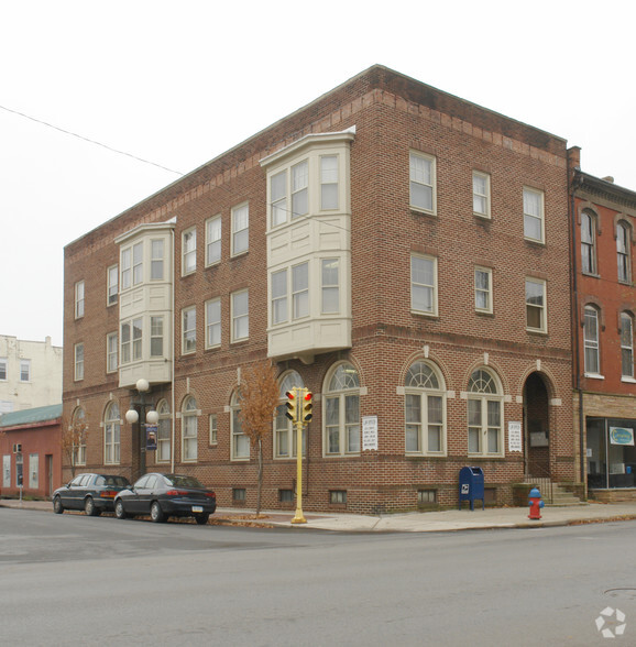 146 E Water St, Lock Haven, PA for lease - Building Photo - Image 1 of 10