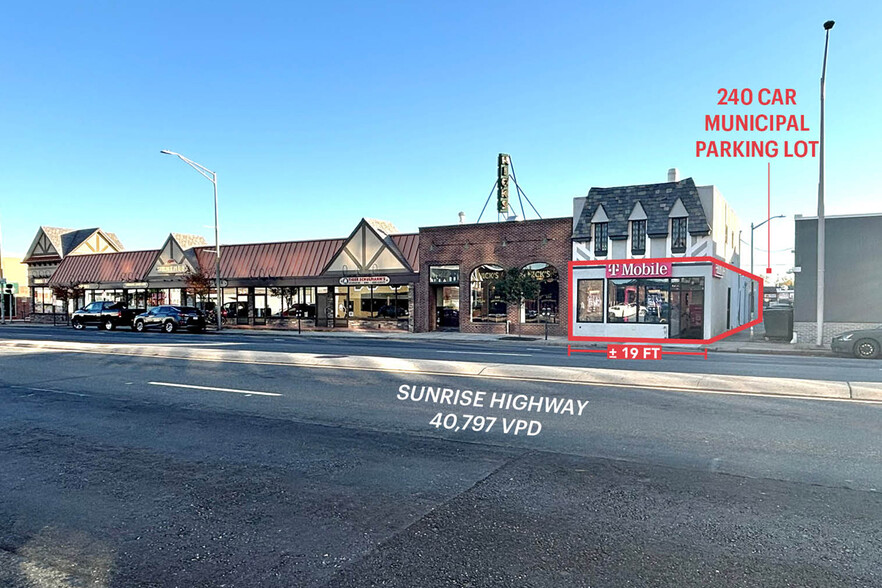 270 Sunrise Hwy, Rockville Centre, NY for lease - Building Photo - Image 1 of 6